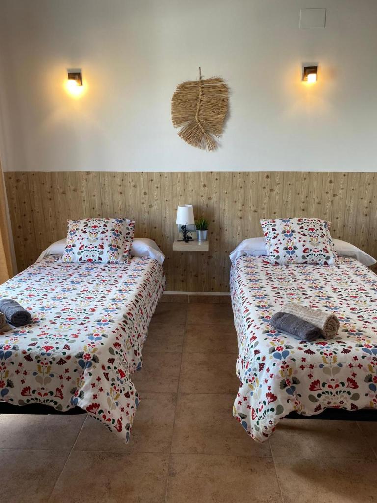 Hostal Espai Mediterrani Room Type - Double Room with Balcony