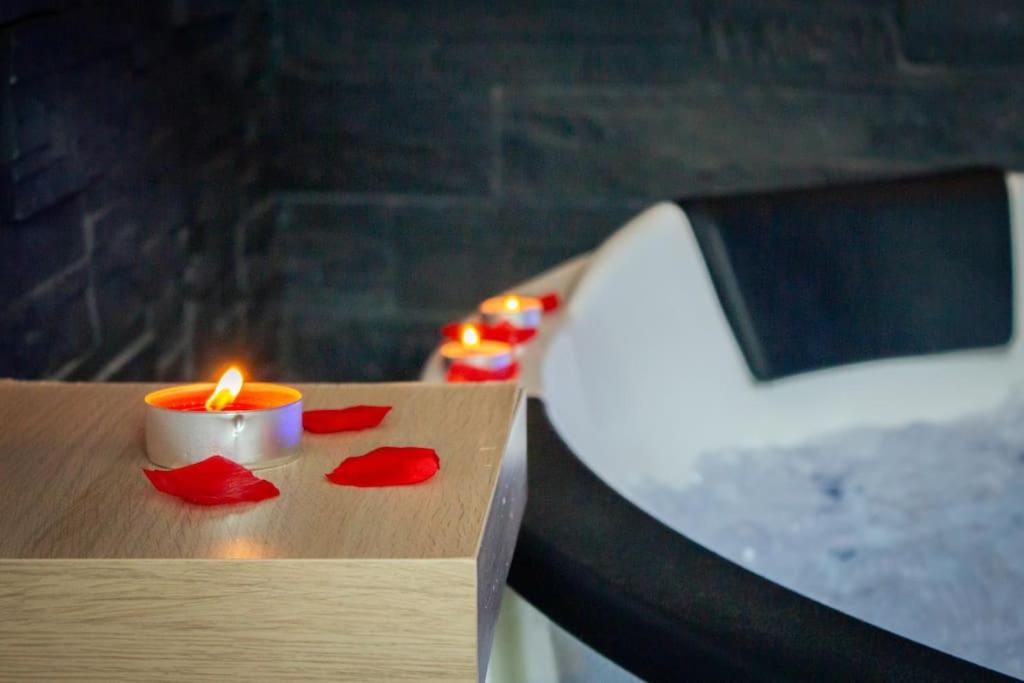 L'escapade - Jacuzzi & Terrasse photo 2