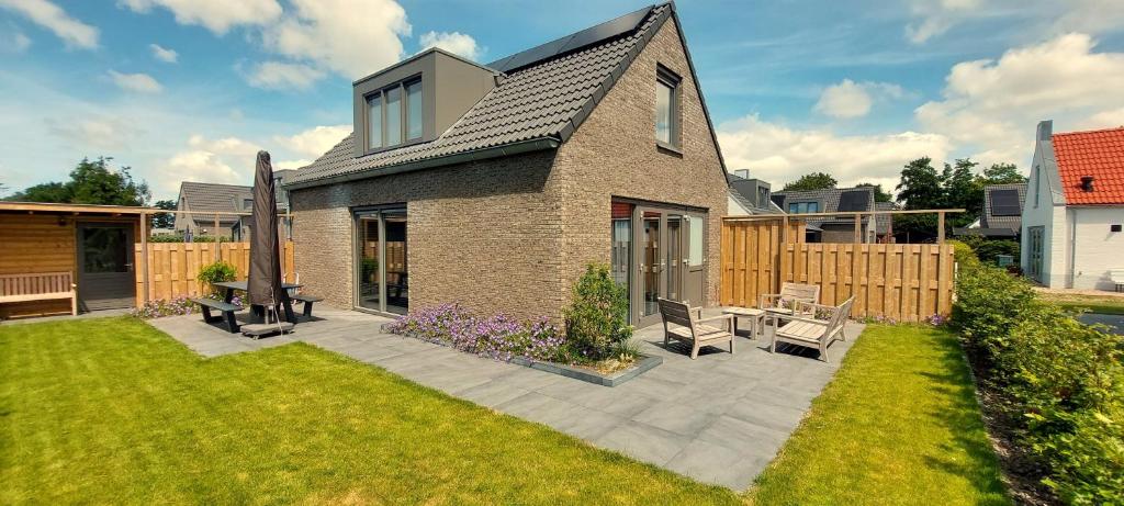 Bungalow 70 op Recreatiepark De Wielen