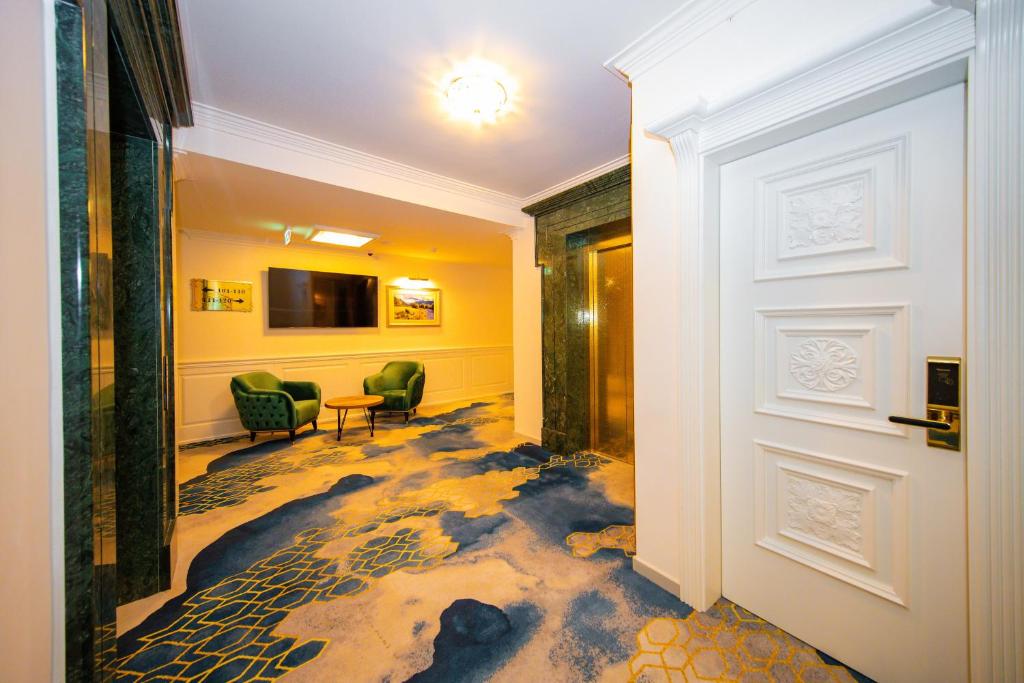 Grand Hotel Belushi photo 4