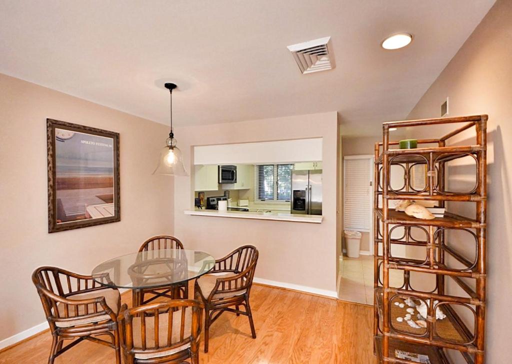4438 Windswept Oceanside Villa photo 4