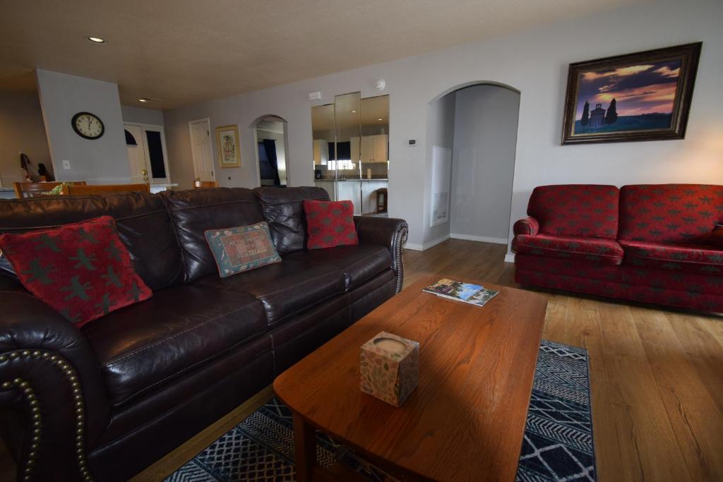 Grant's Condo in The Greens photo 3