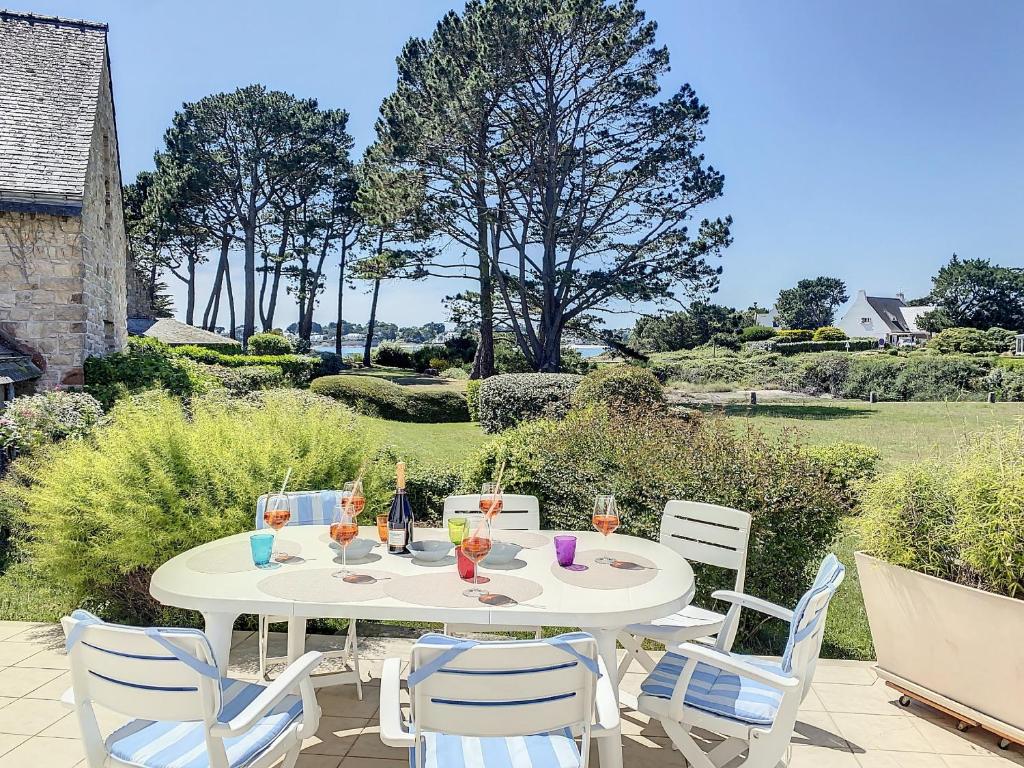 Port Dun, Belle Maison 3 étoiles, Tennis - C36