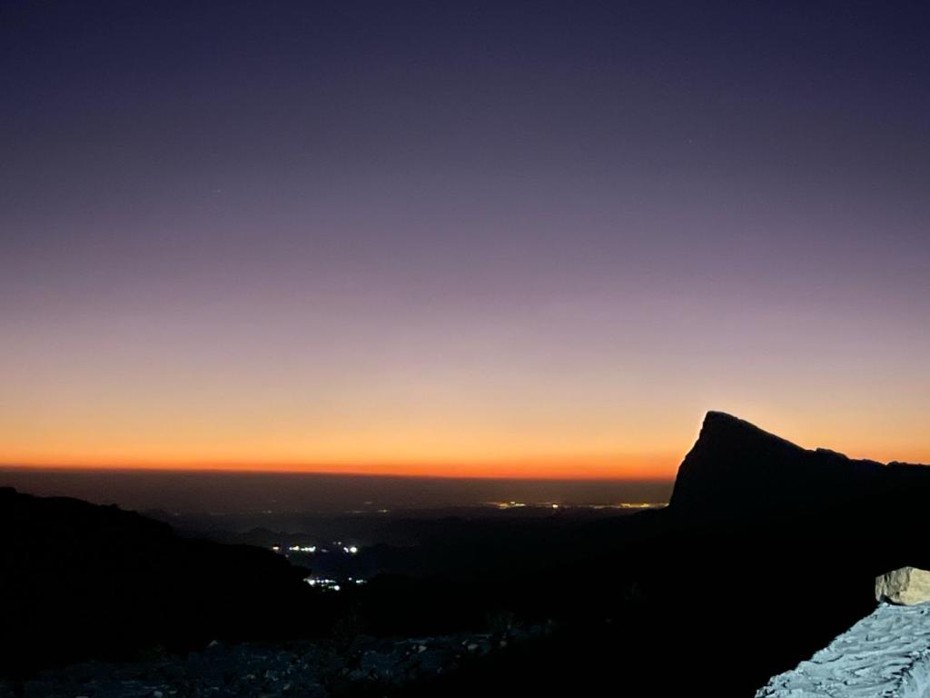 Jebel shams Sky photo 2