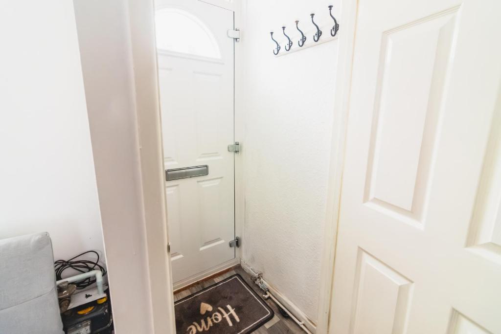 A Perfect 1BD Getaway in Aberdare, South Wales photo 1