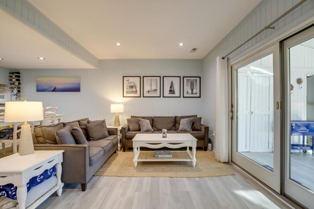 Townhome with Screened Porch 1 Mi to Bethany Beach! photo 3