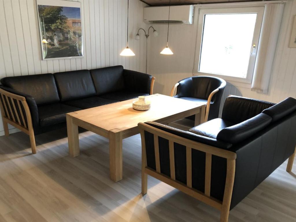 Holiday Home Arnhild - 750m from the sea in NE Jutland by Interhome photo 2