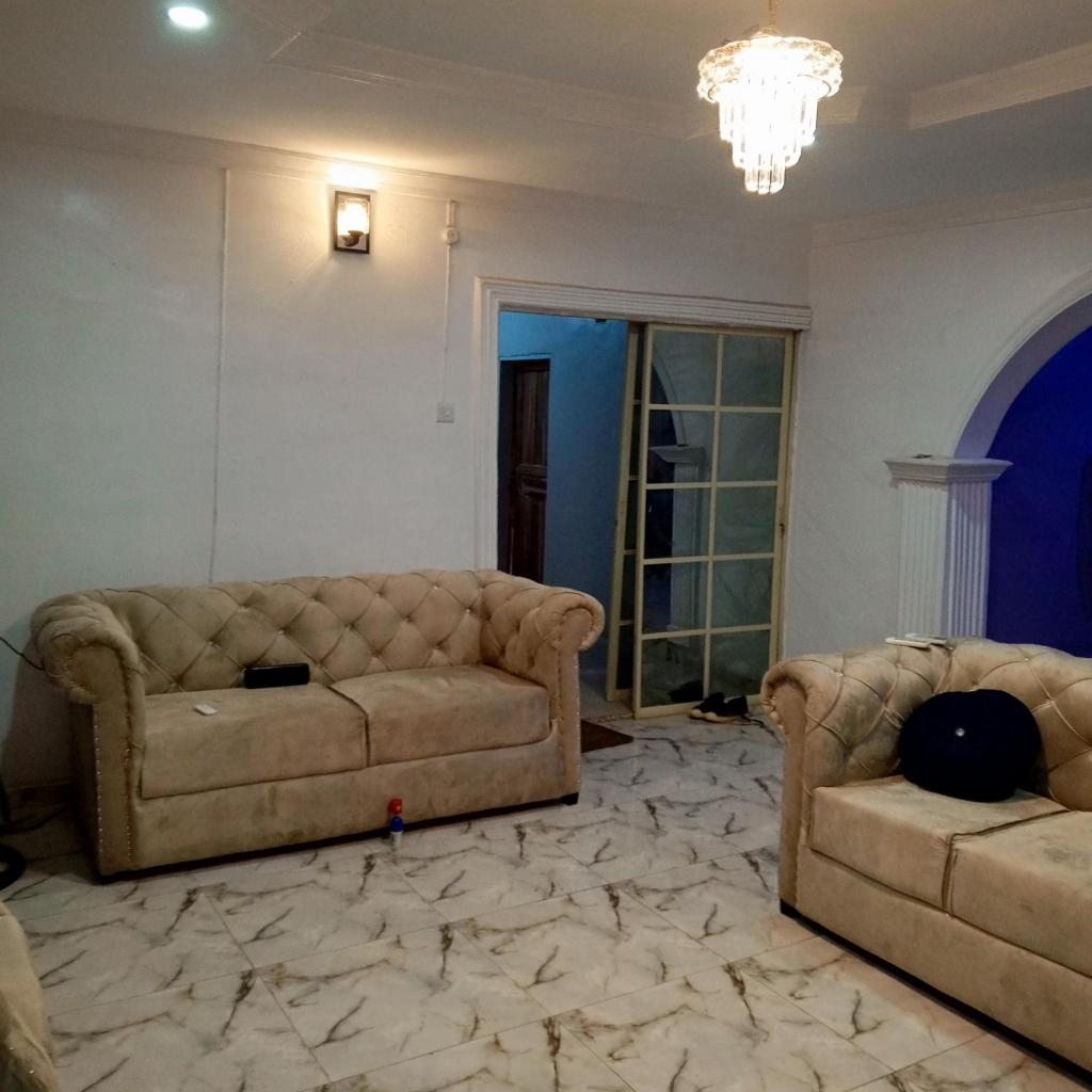J Lounge photo 2