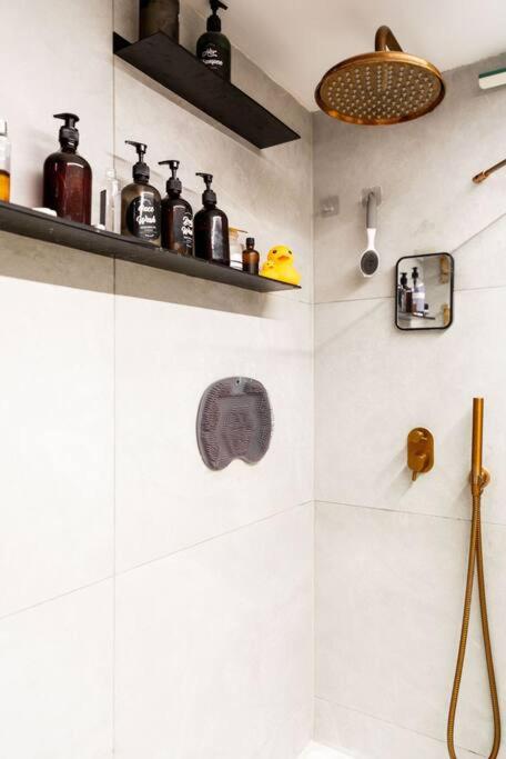 A new 2BR apartment. Close to TLV trains. photo 2