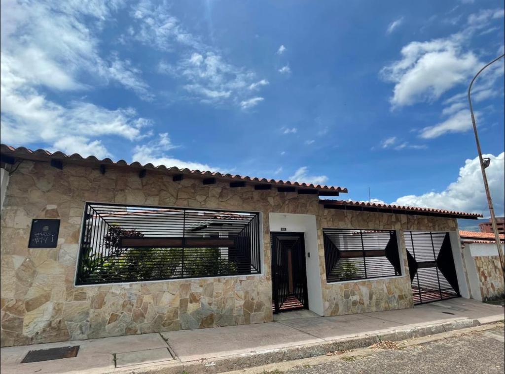 Casa en San Cristóbal, urb los naranjos photo 1
