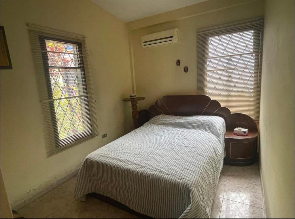 Casa en San Cristóbal, urb los naranjos photo 2