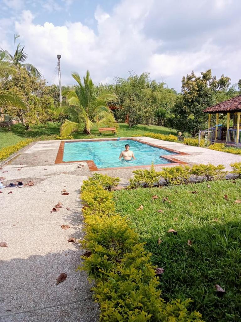 Finca Jardín la Astromelia