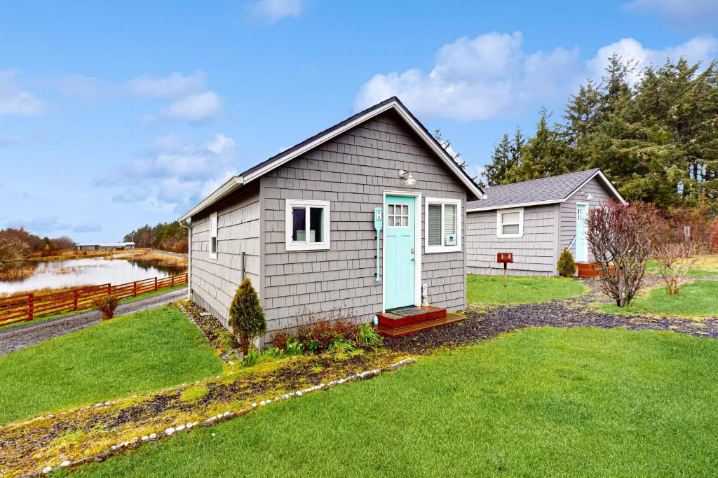 Breakwater Inn - Josie Dyas Cottage #H
