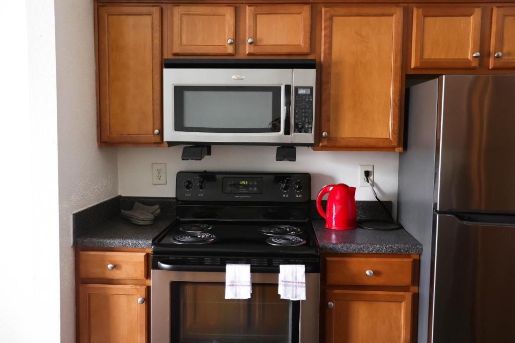 Corporate & Modern 2br Suite I Parking I Wyndham photo 4
