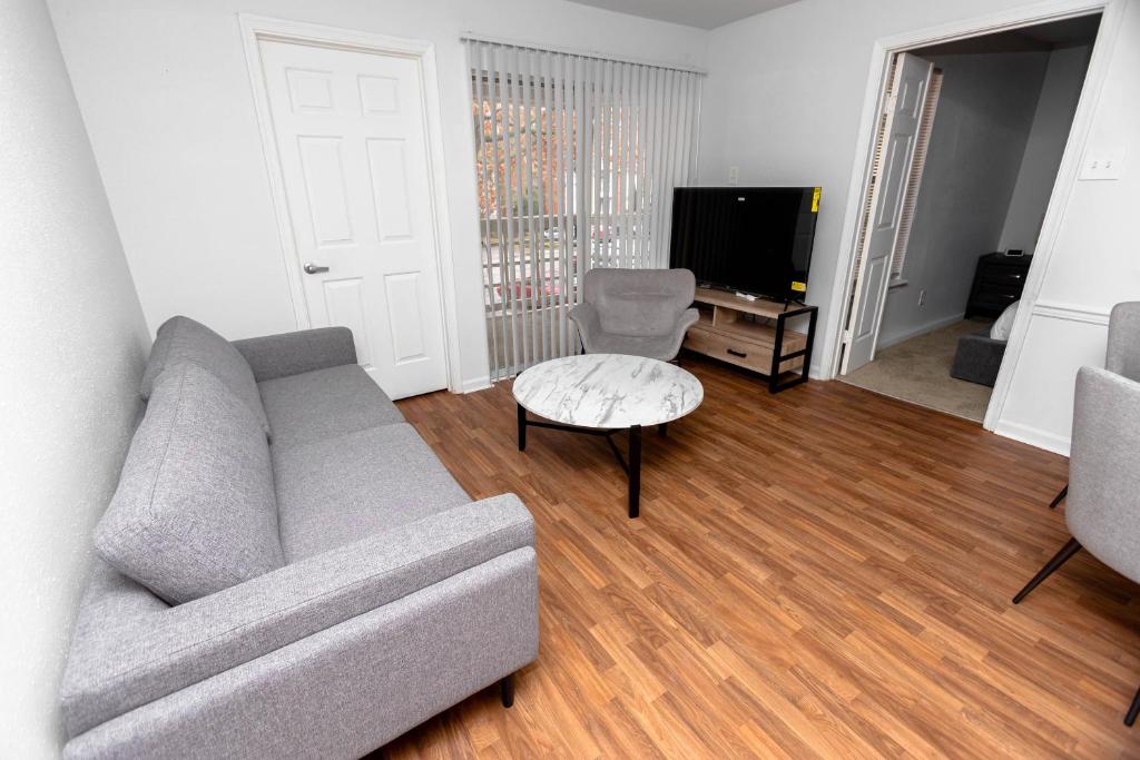Corporate & Modern 1br Suite I Parking I Wyndham photo 3