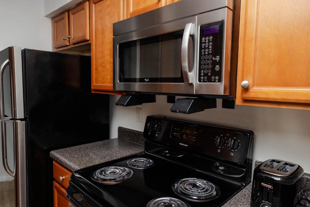 Modern Luxe 2bd2ba I Free Parking I Wyndham photo 1