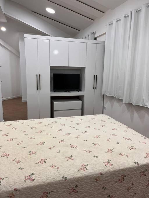 Lindo Apartamento Com Garagem no Atuba photo 1