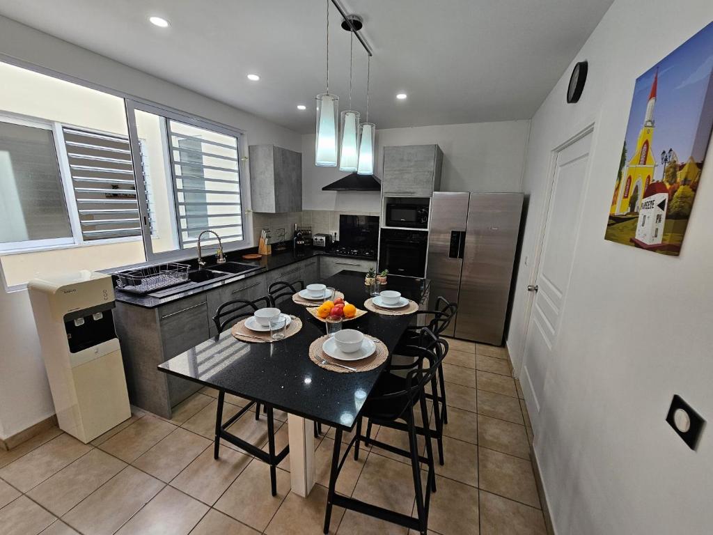 House in a private residential area photo 3
