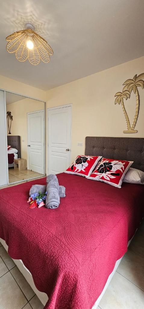 House in a private residential area photo 2