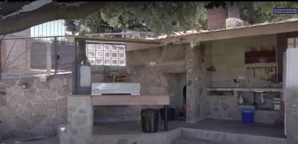 Chalet Rural en Navaluenga photo 2