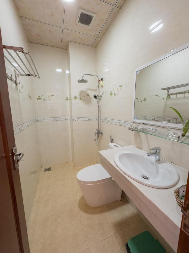 NGUYỄN TRỊNH VILLA HOTEL