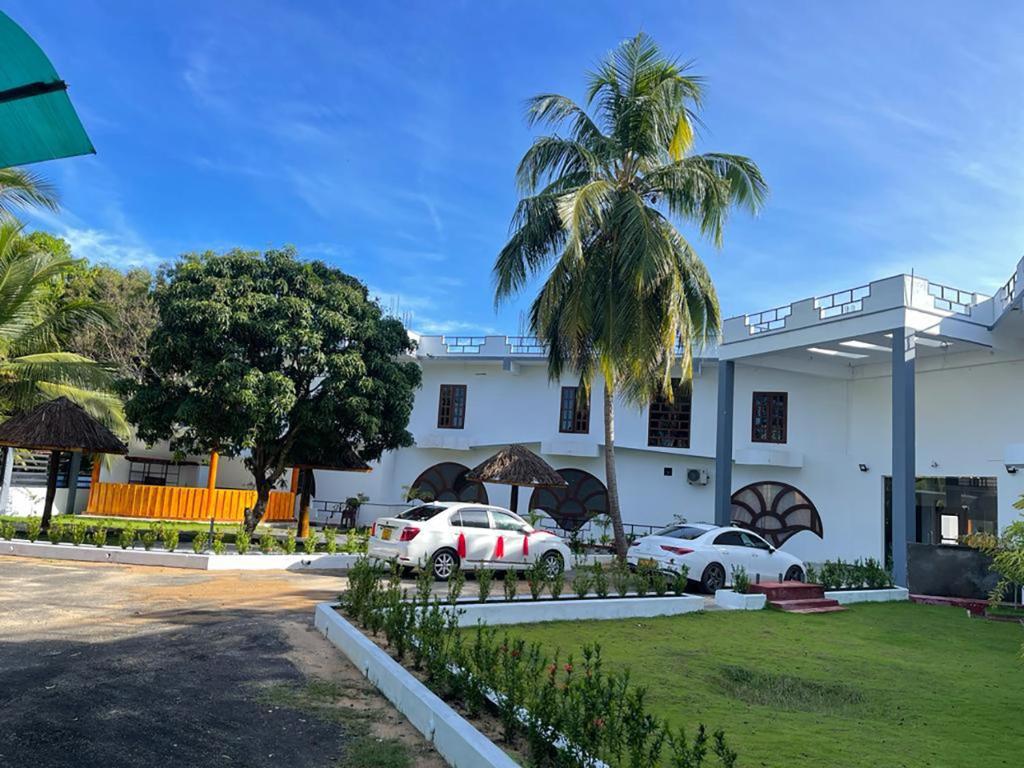 DreamCity Hotel