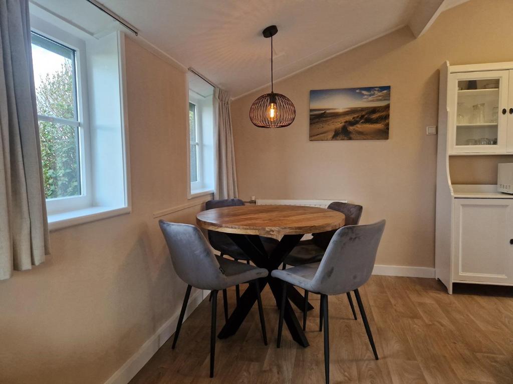 Vakantiewoning de Wilg met grote tuin photo 3