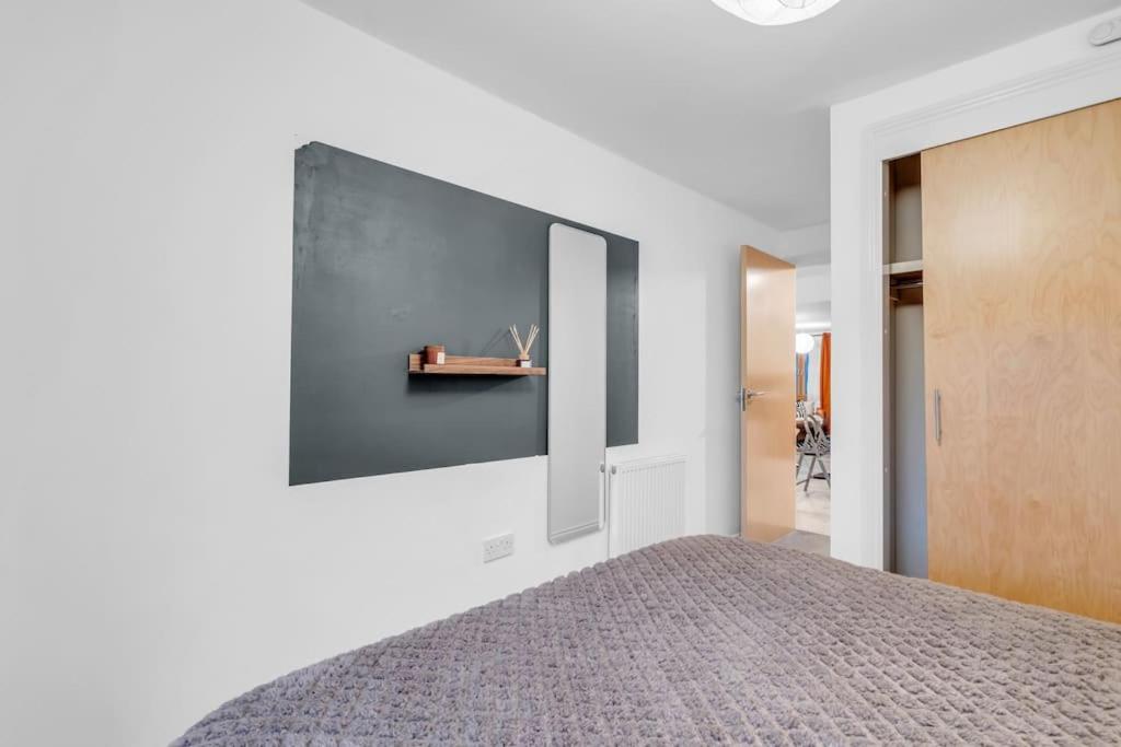 Sleek City Living with Bicocca Stays photo 4