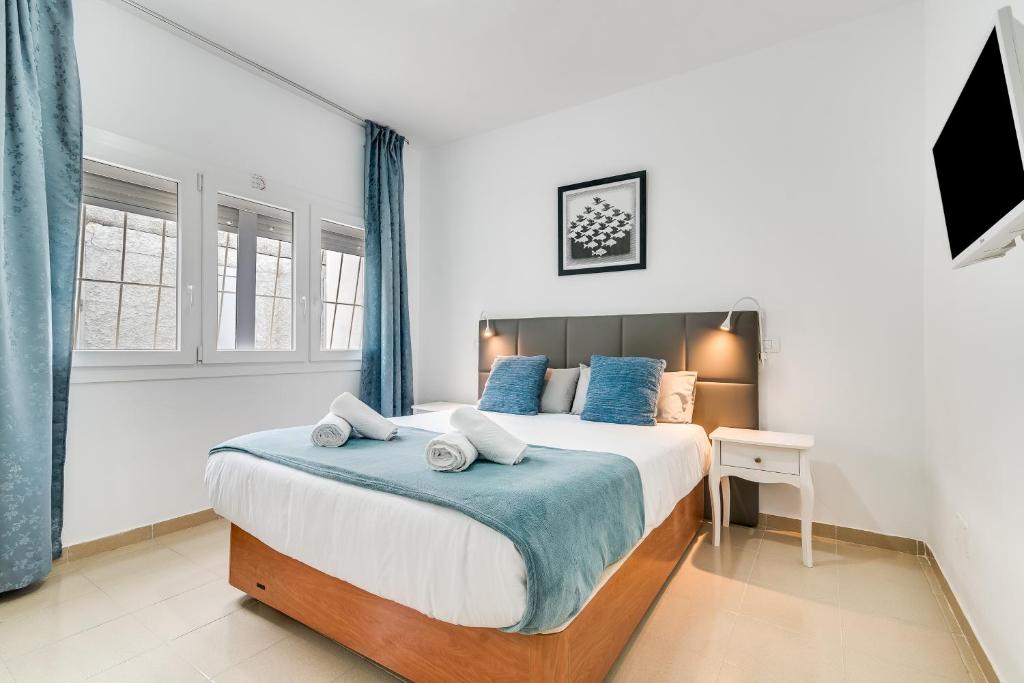 Home2Book Stunning Sea Front Apartment La Garita photo 1
