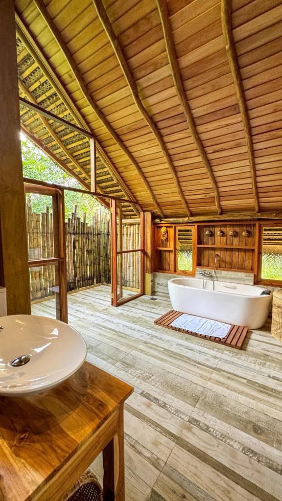Glamping Wilpattu by Thamaravila photo 3
