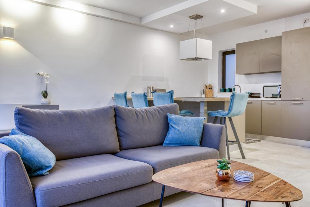 Stylish & Cosy 1BR home with Balcony in St Julians BY 360 Estates photo 4