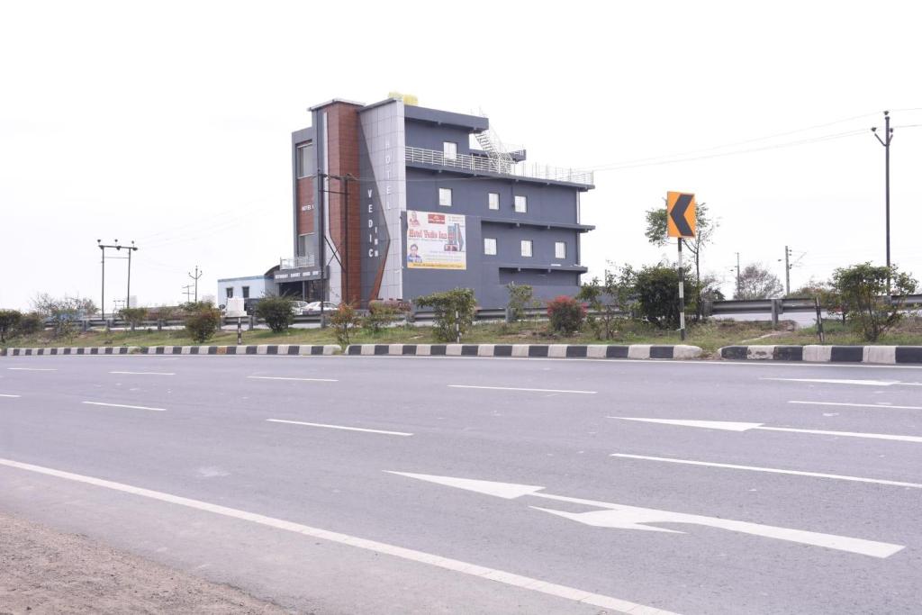 Hotel Vedic Inn photo 1