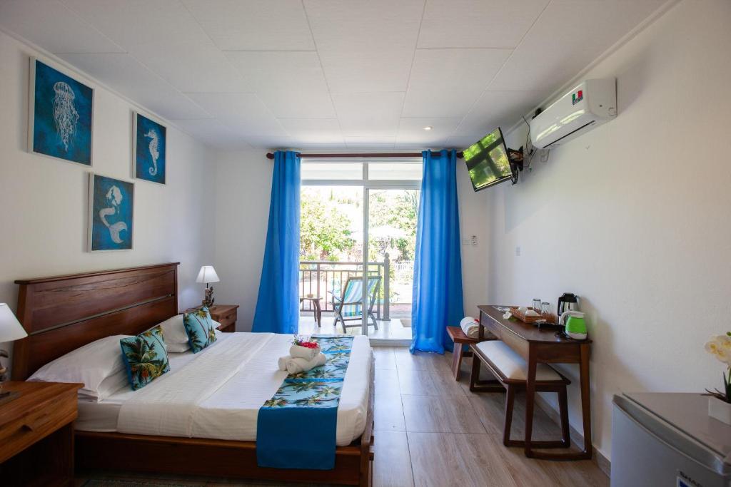 Chez Marston Hotel and Apartment - Tap to explore photos
