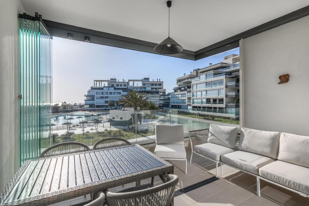 Ocean Homes by HOMA PLUS - Playa de los Haraganes HOHH7104P70