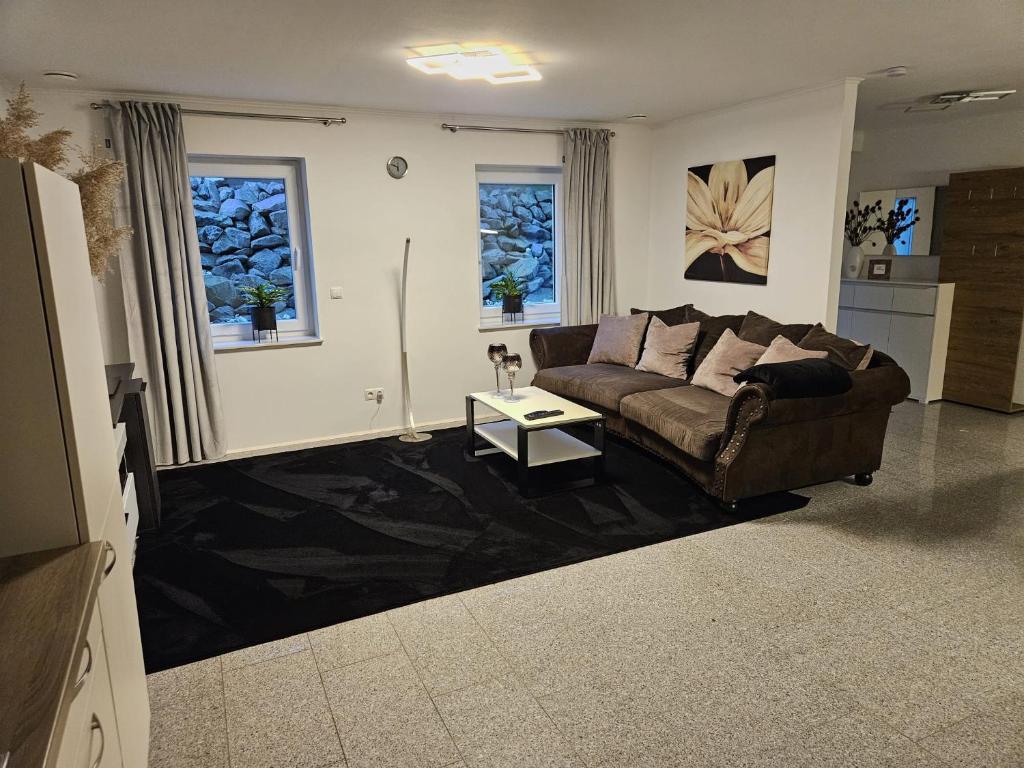 Charmante und stilvolle Wohnung photo 3