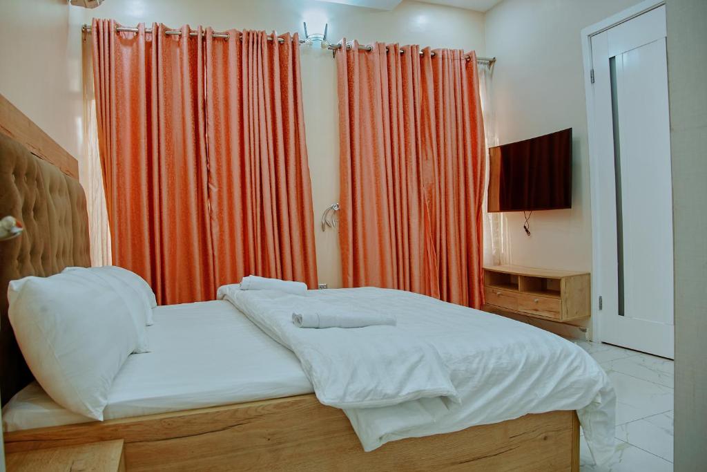 Family Home photo 1
