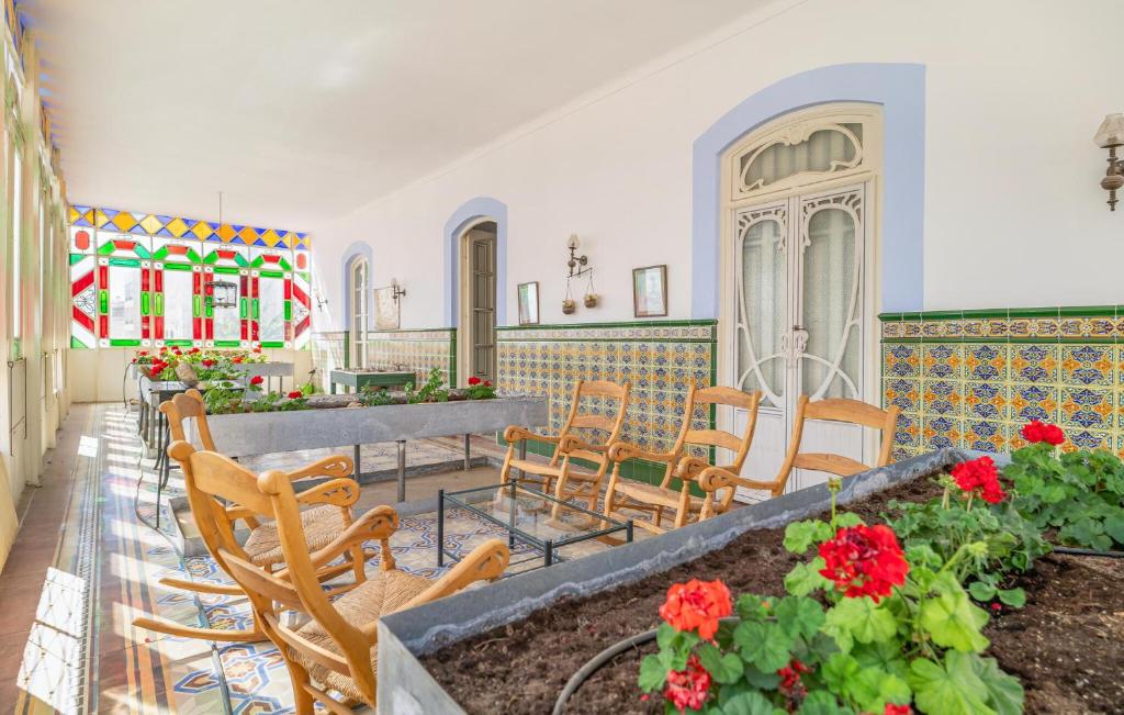 4 Bedroom Cozy Home In Cuevas Del Almanzora photo 3