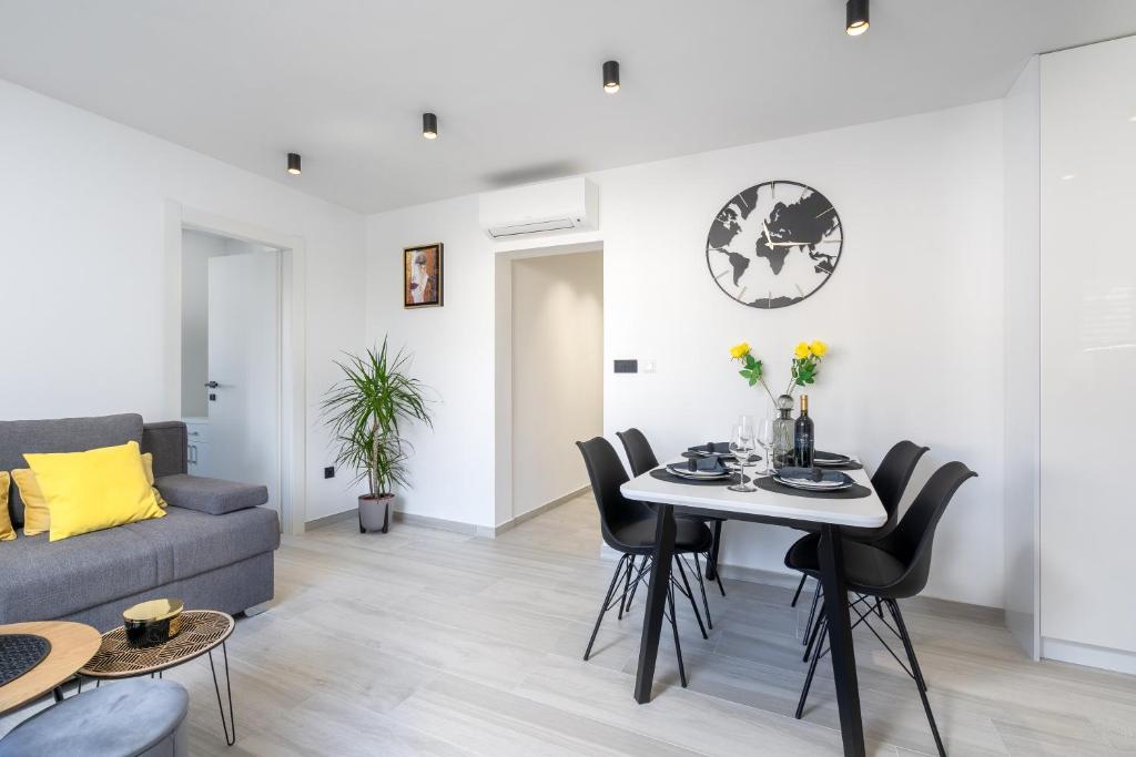 Apartman Nela Srebreno photo 4