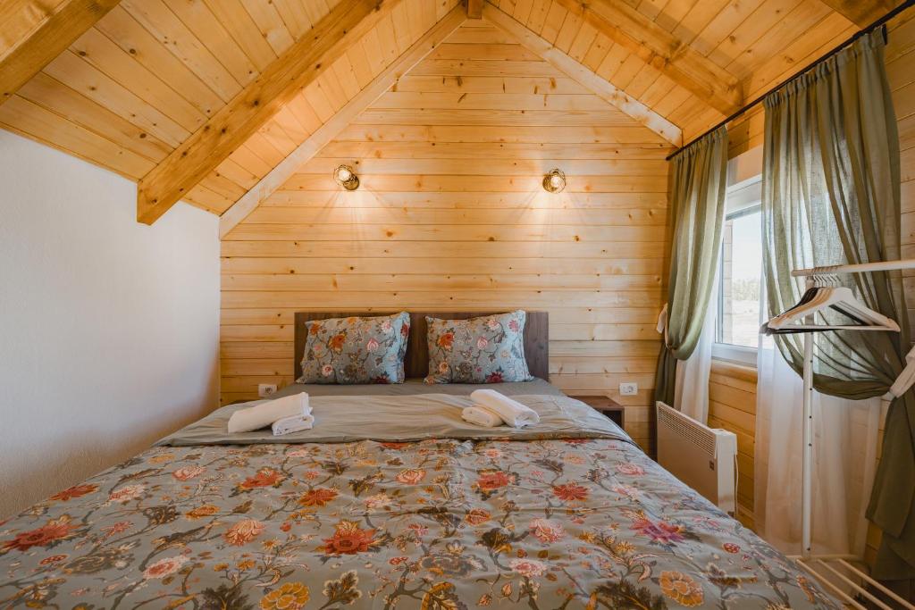 Mountain house Ivanovic photo 1