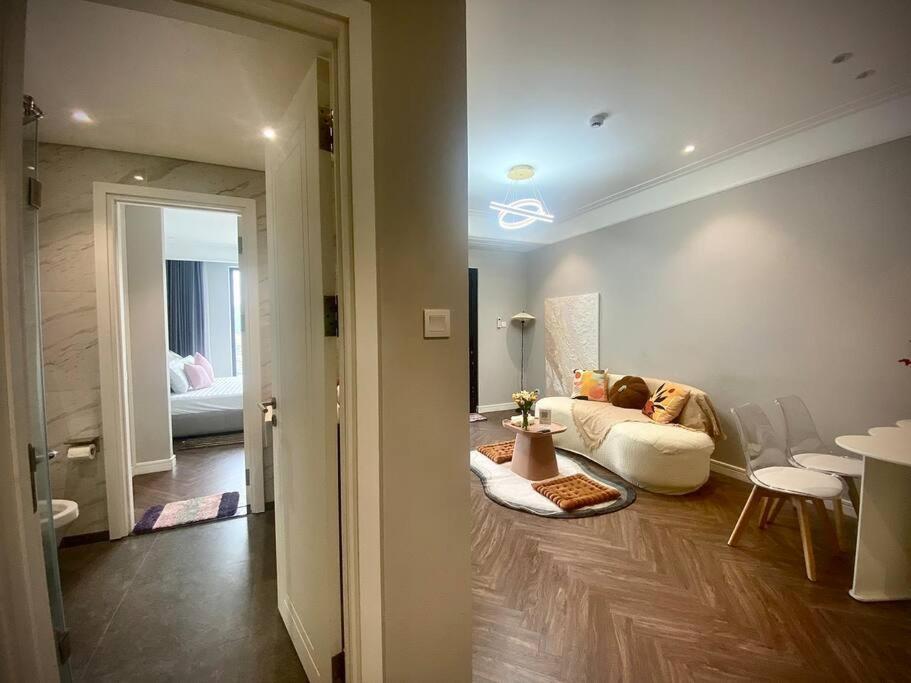 Hi Guys. This is Simple Home in Quy Nhon