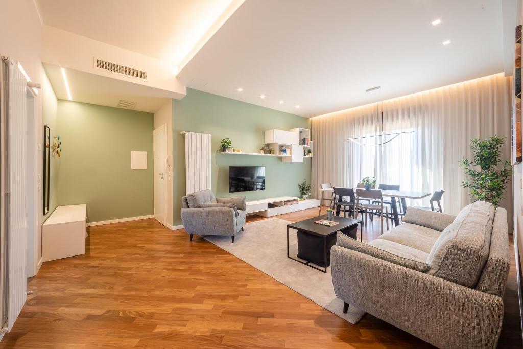 San Michele Modern Apartment - con balcone! photo 2