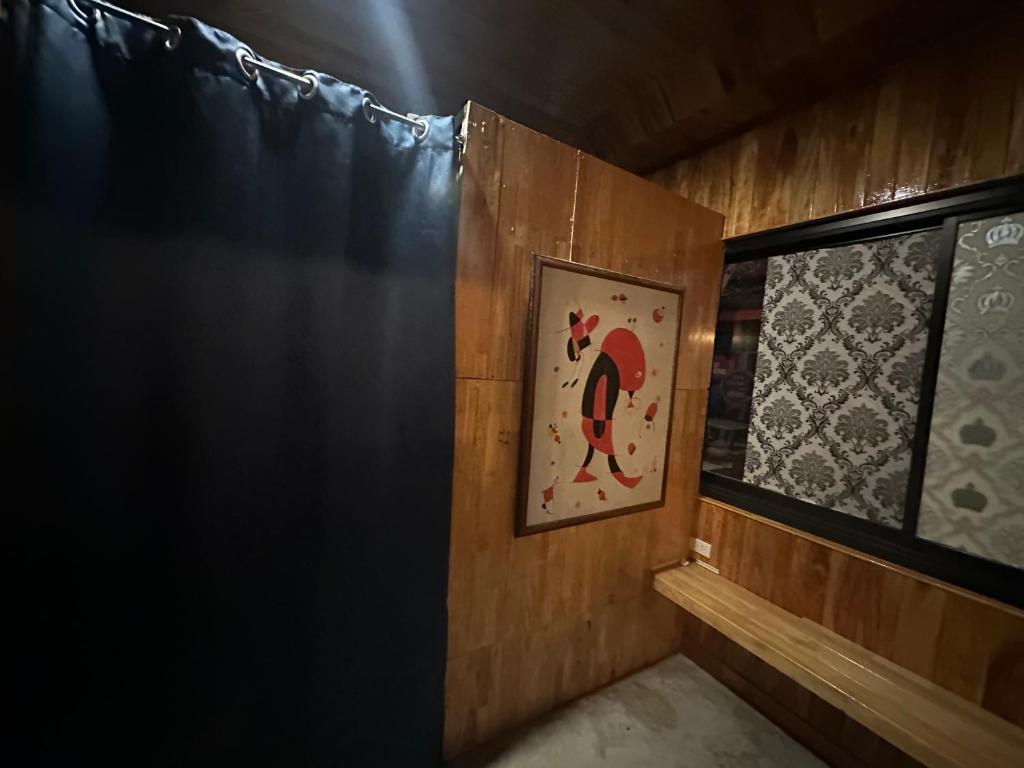 Honey moon hostel photo 4