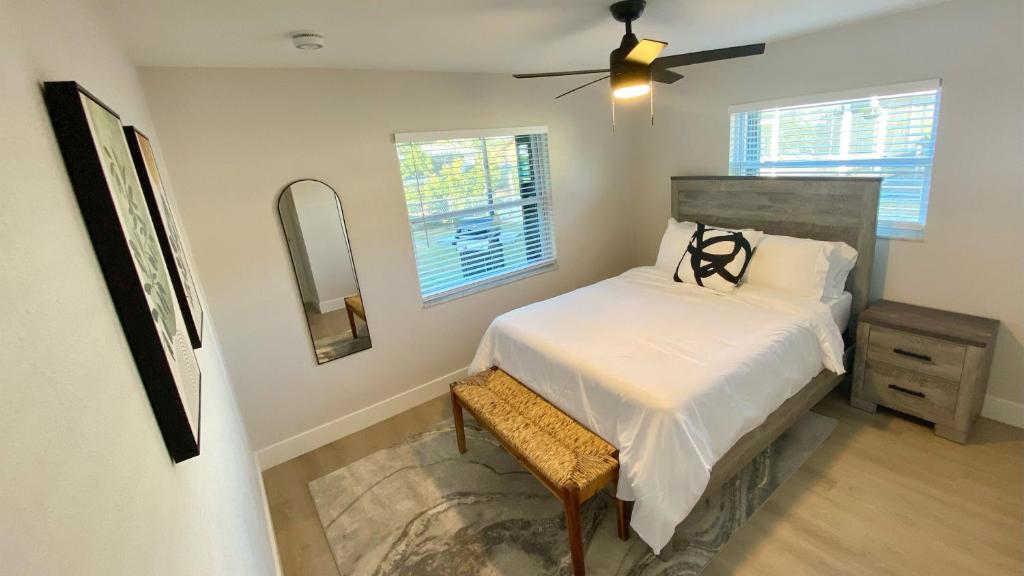 Waterfront Gulf Gateway: Pool/Dock/Grill/Gameroom photo 3