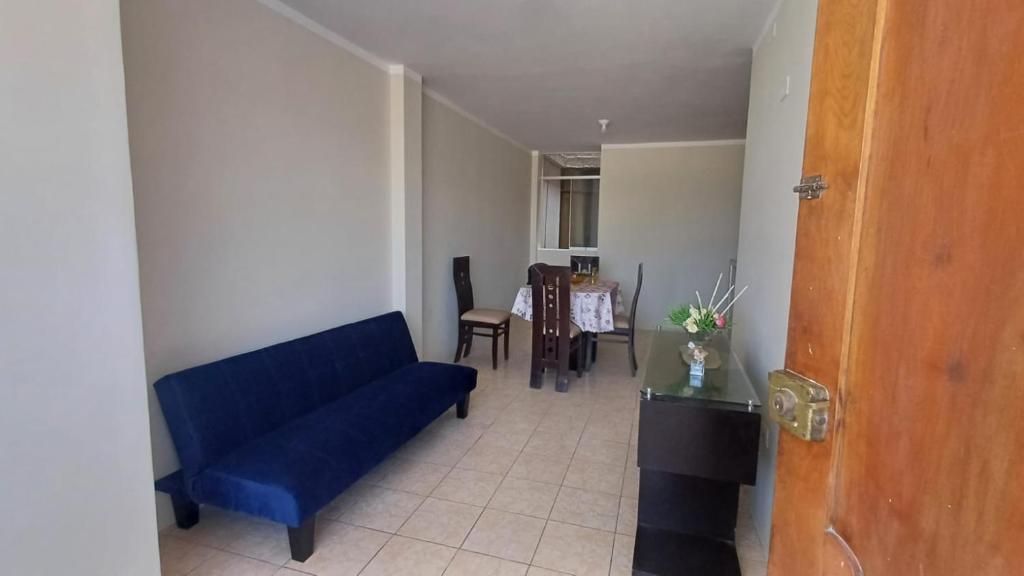 Alquilo departamento de 3 habitaciones centrico a 6 cuadras de plaza de armas photo 1