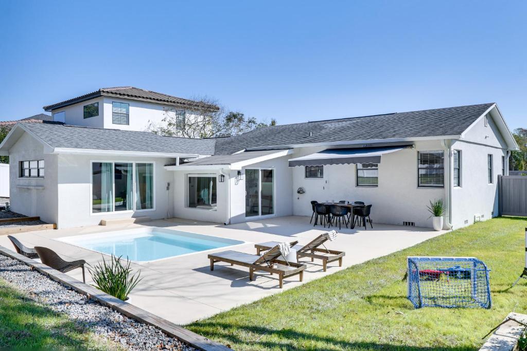 Lakeland Retreat with Private Pool and Yard Games! photo 2