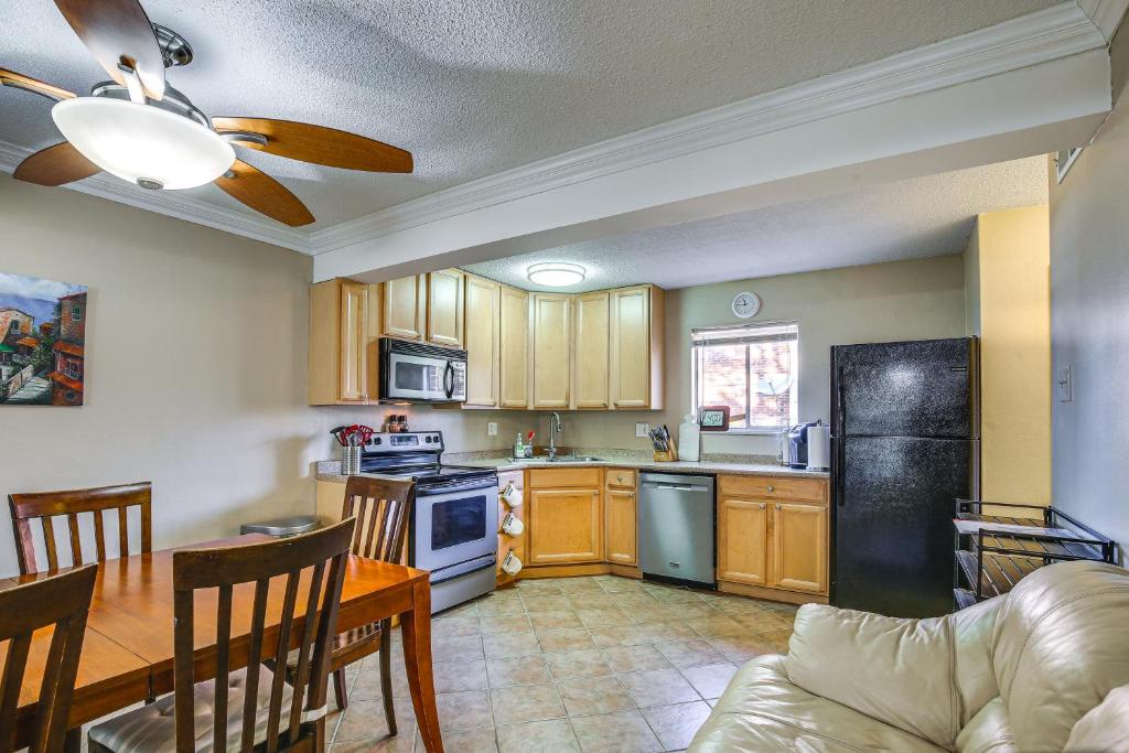 St Ann Townhome Less Than 1 Mi to International Airport! photo 1