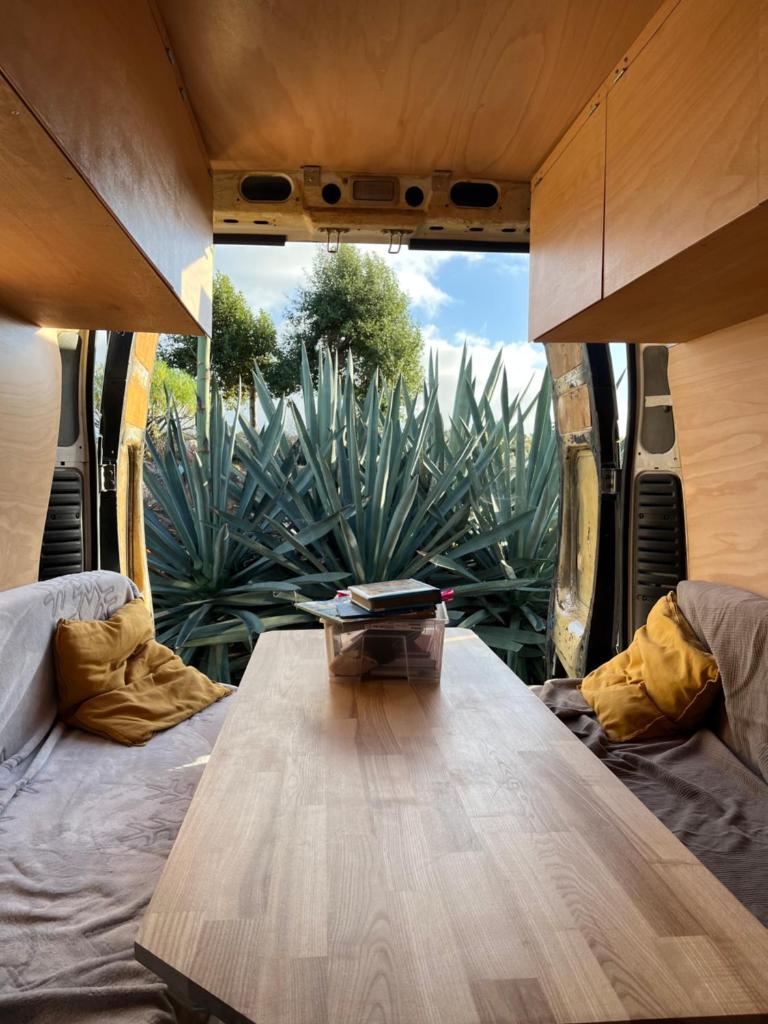 Campervan for family photo 2