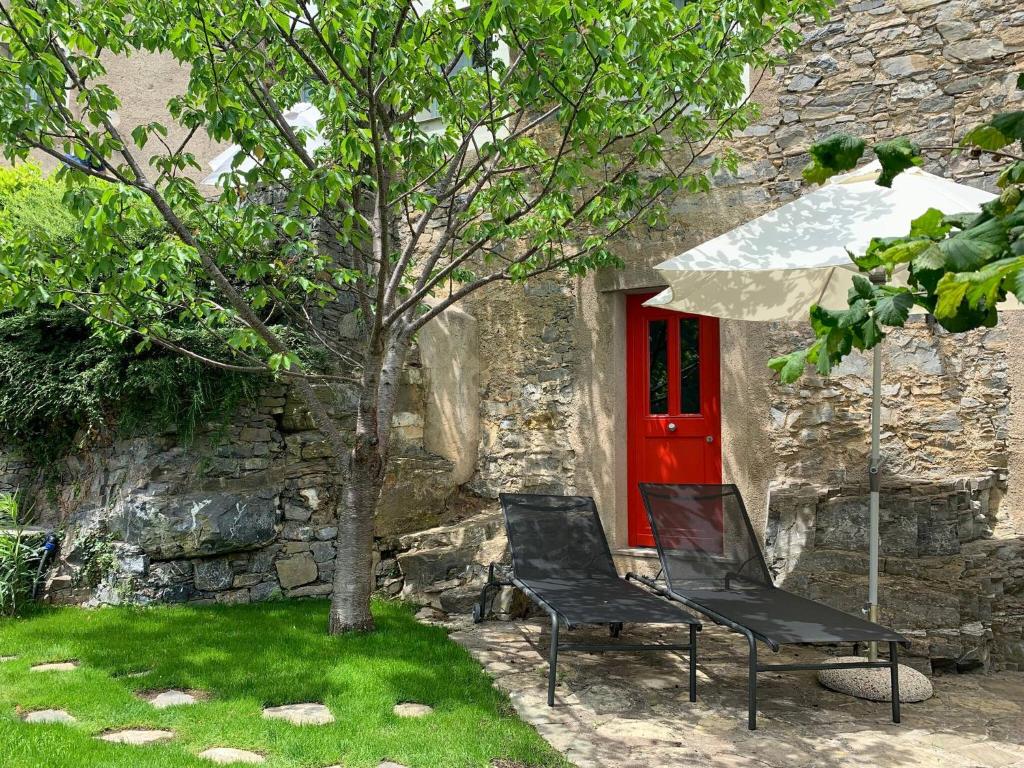 Medieval Mountain Oasis with a Private Garden and incredible mountain view photo 3