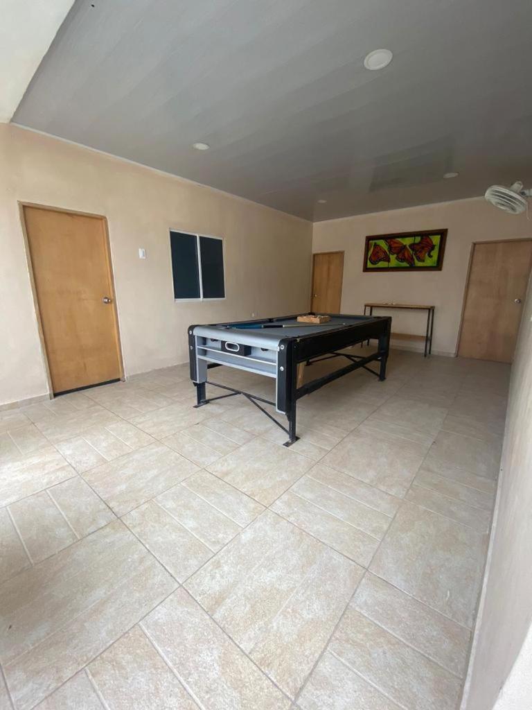 CABAÑA LUJOSA CON MESA DE BILLAR photo 3