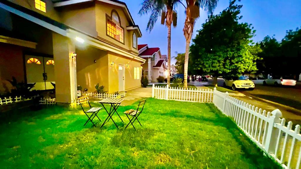 Amazing one bedroom guest house image